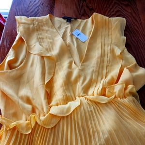 Banana Republic Factory Yellow sleeveless dress